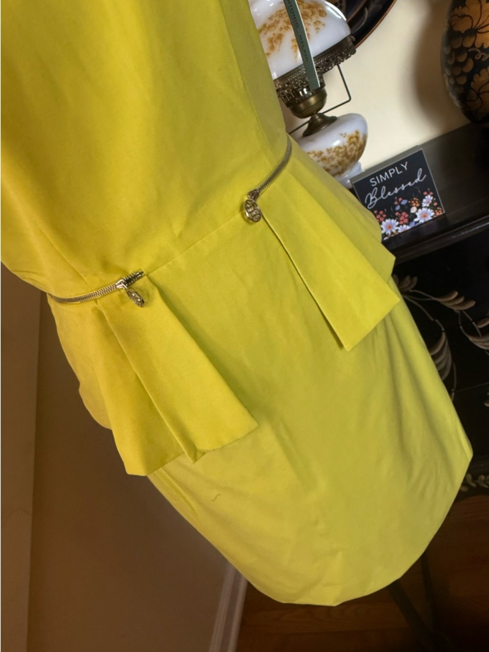 ANTONIO MELANI Bright Yellow Sheath Dress with Peplum Detail - Picture 7 of 17